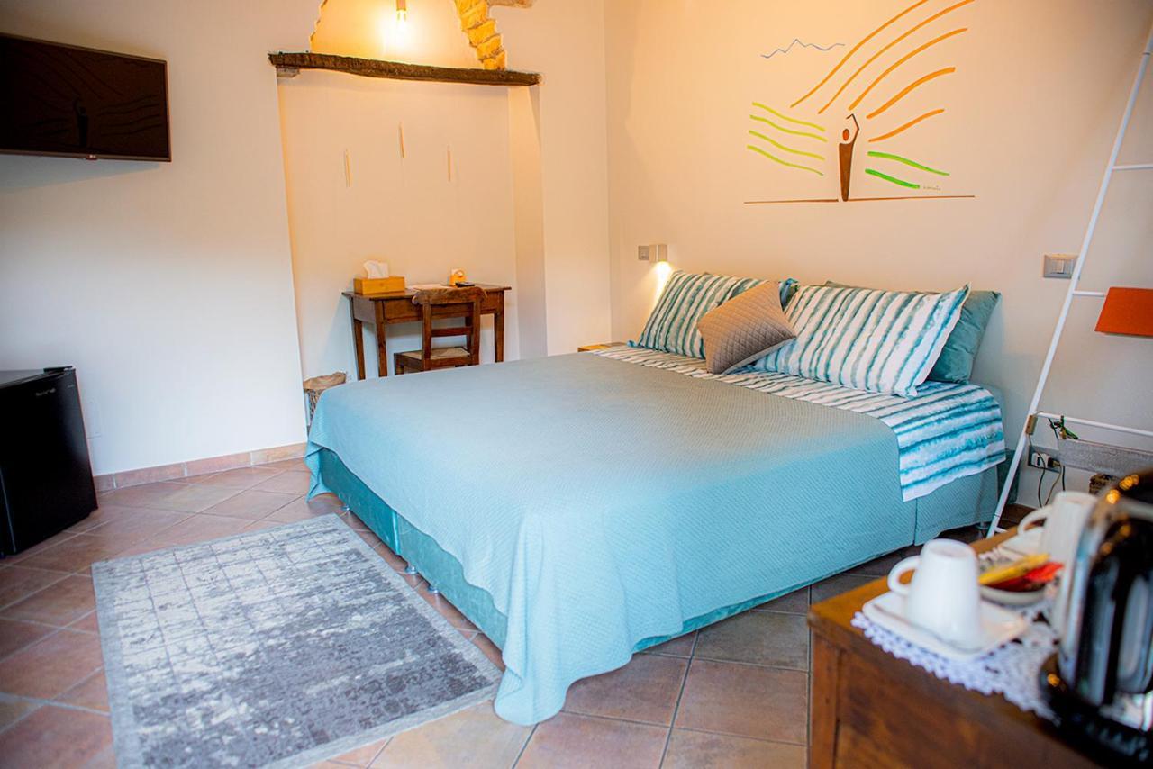 Il Giardino Sul Tetto B&B Guarene Bagian luar foto